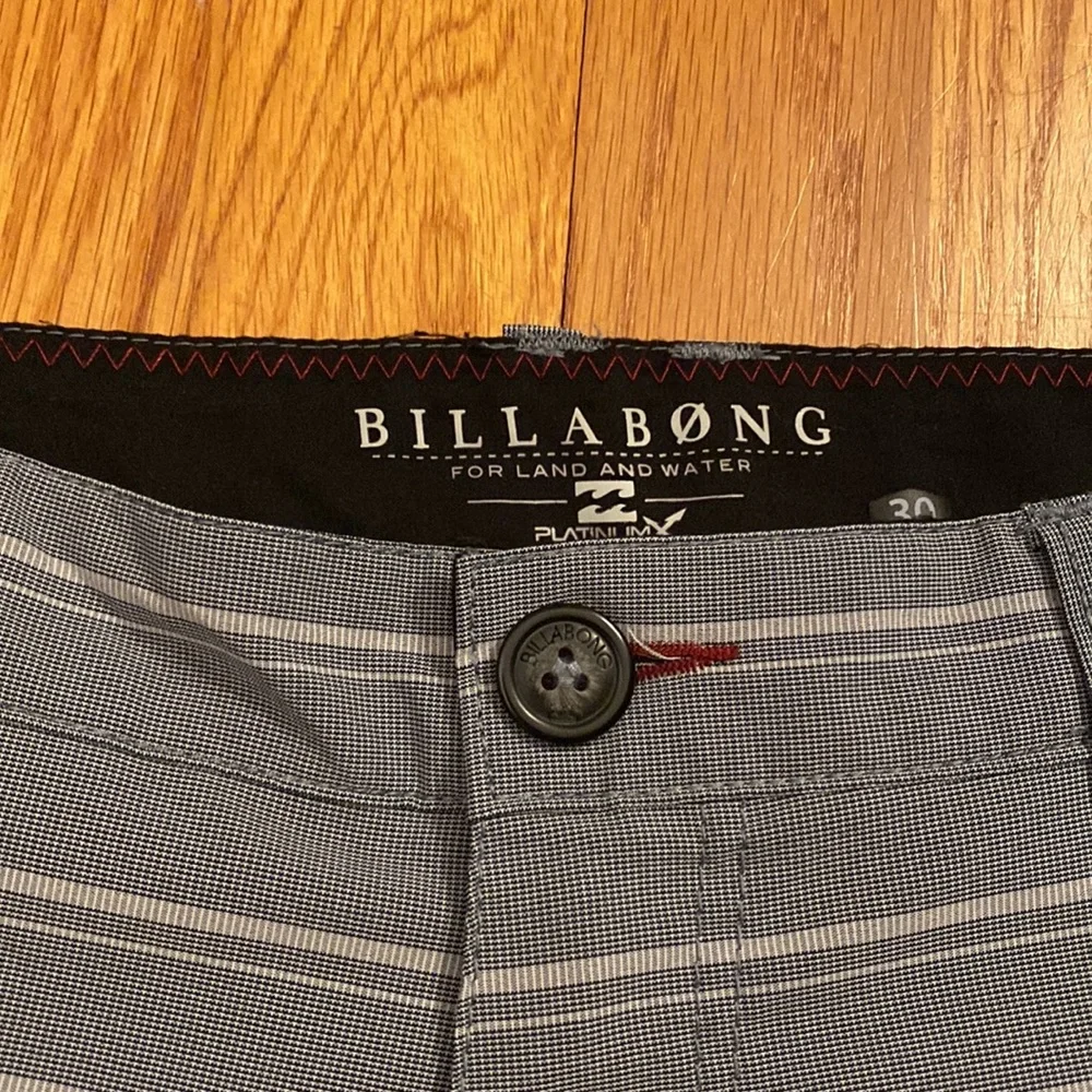 Billabong Hybrid Shorts Men’s Size 30 - Picture 5 of 16